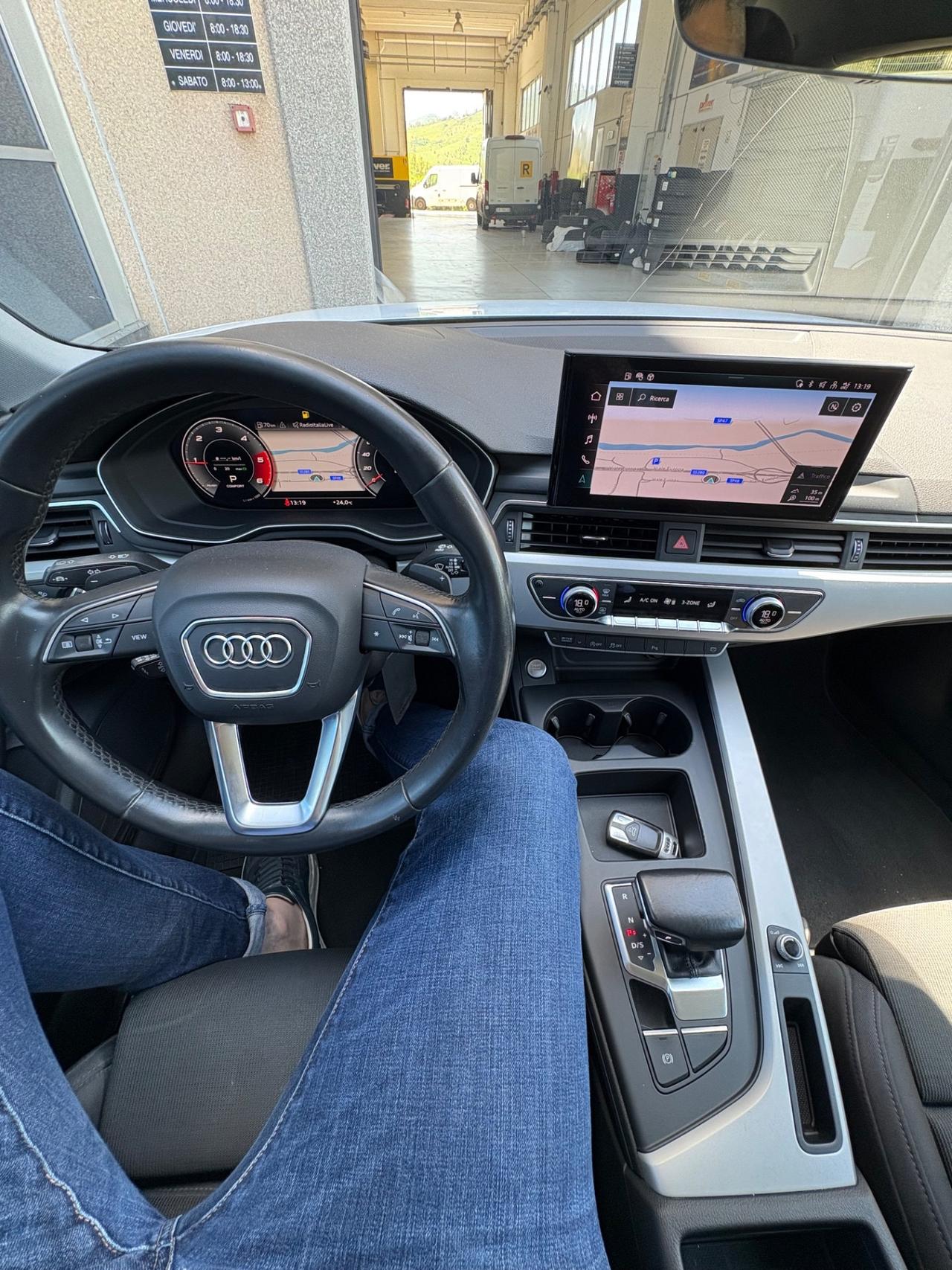 Audi A4 Avant 35 TDI/163 CV S tronic Business Advanced