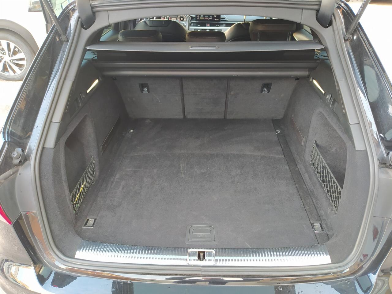 Audi A4 Avant 35 TDI/163 CV S tronic line edition