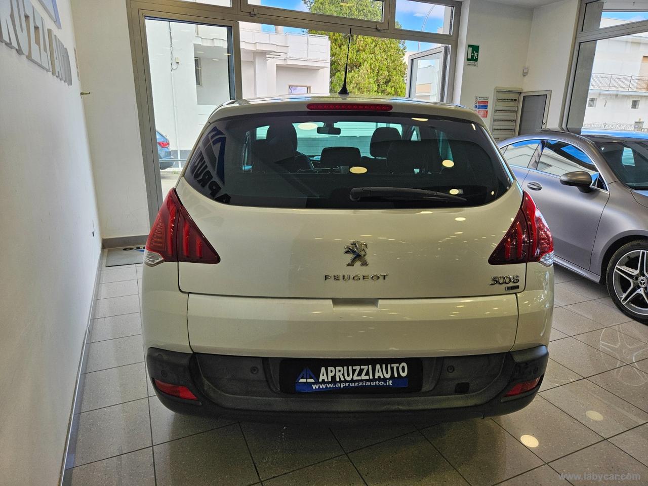 PEUGEOT 3008 1.6 e-HDi 115 CV ETG6 Allure
