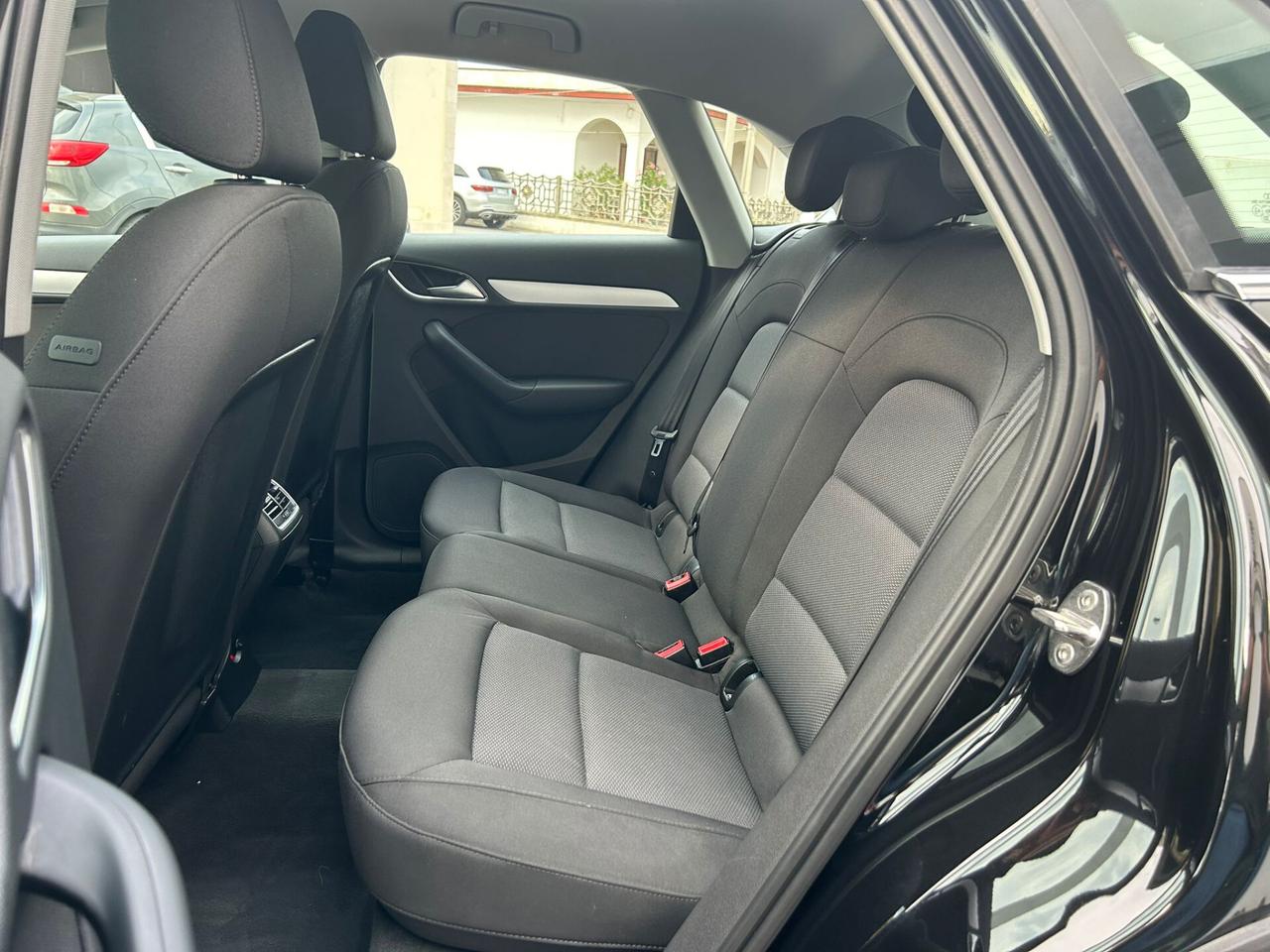 Audi Q3 2.0 TDI 120Cv NAVI/LED Km90.000-2016