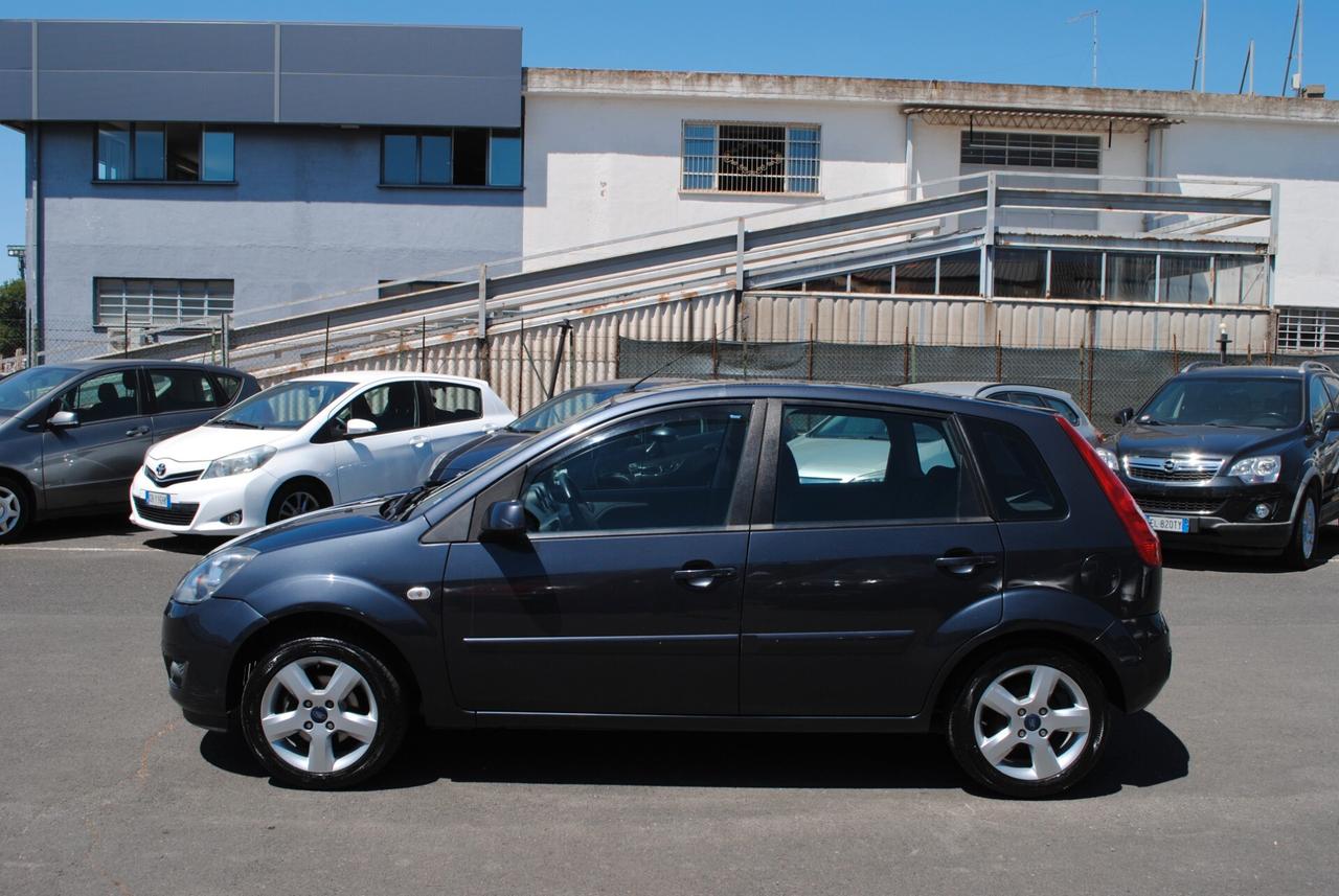 FORD FIESTA 1.2 75 CV OK NEOPATENTATI