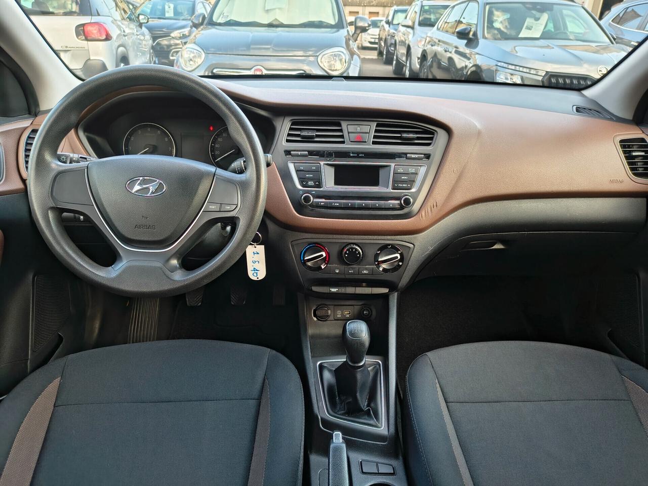 HYUNDAI I20 UNICOPROPRIETARIO 1.2 GPL ANNO 2017