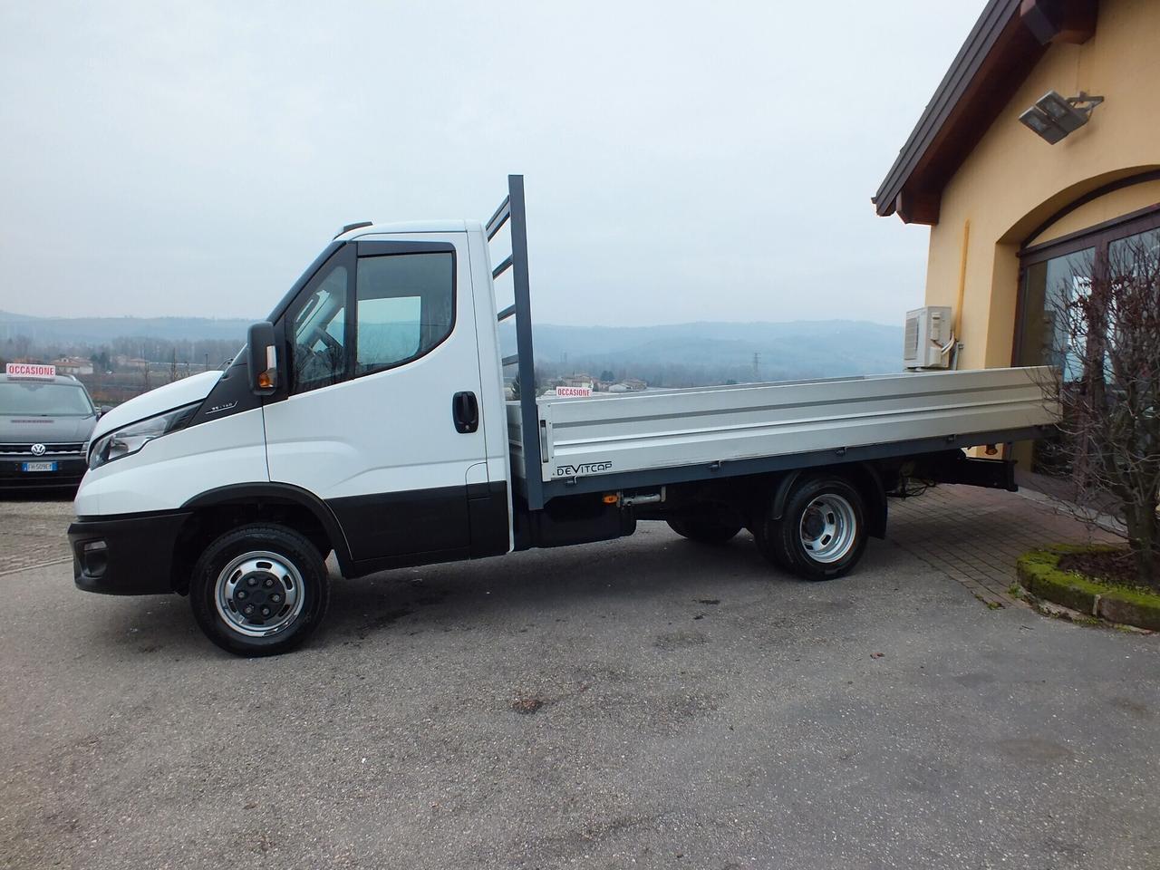 IVECO DAILY 35C14 2.3 CASSONE 4 METRI 40.000 KM