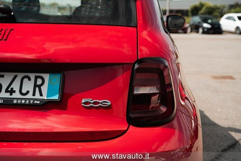 FIAT 500 La Nuova 500e RED 100% Elettrica