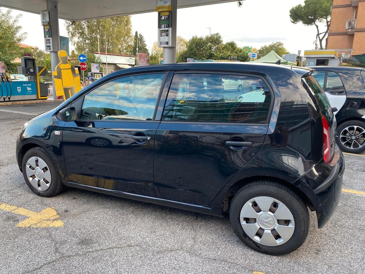 Volkswagen up! 1.0 5p. move