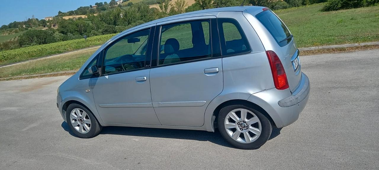 Lancia MUSA 1.3 Multijet cambio automatico