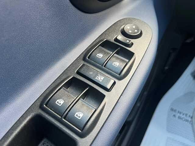 Lancia Ypsilon 1.0 FireFly 5 porte S&S Hybrid Platino