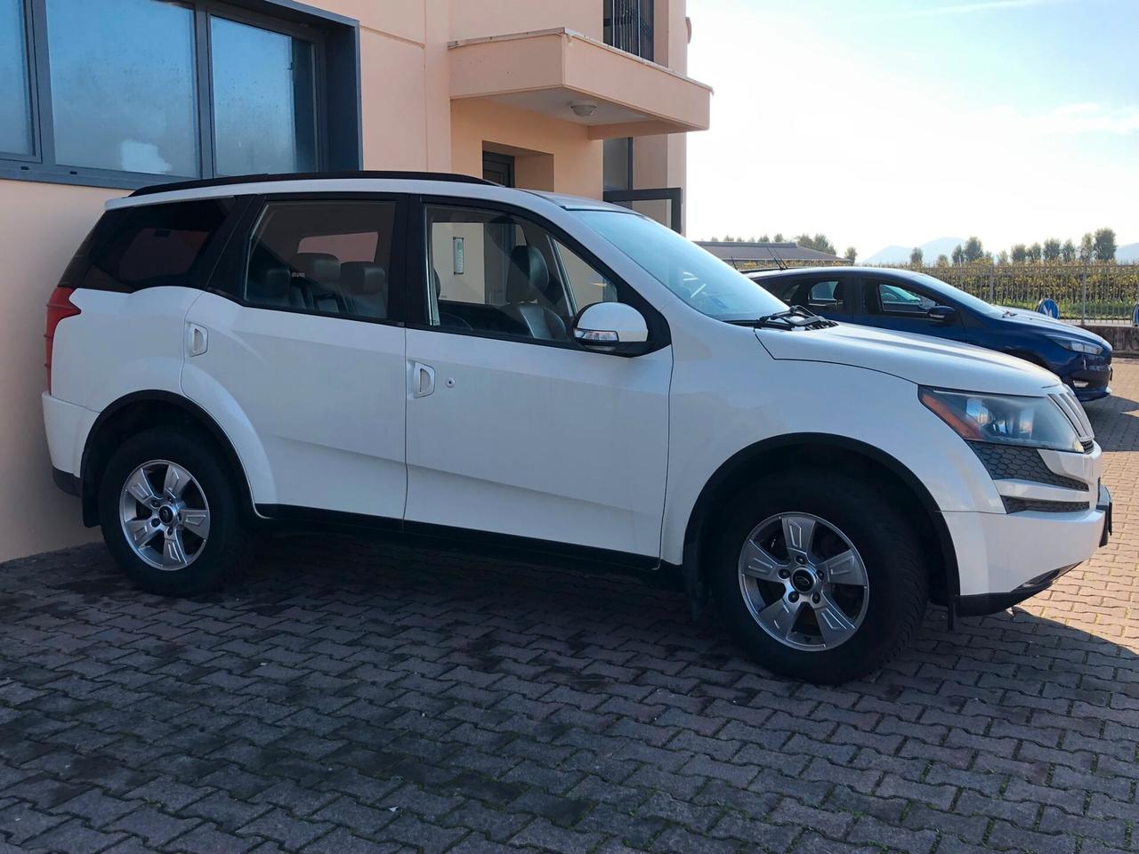 Mahindra XUV500 2.2 16V AWD W8 7 POSTI