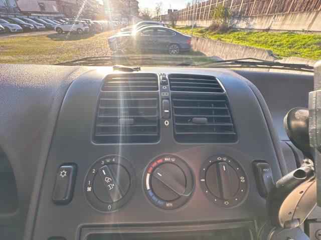 MERCEDES-BENZ Vito 110 TD 3 POSTI CAMBIO AUTOMATICO + GANCIO TRAINO