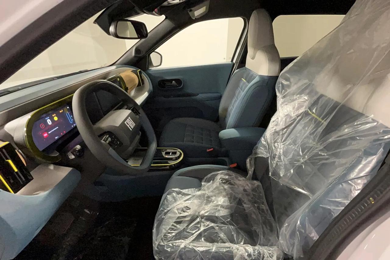 Fiat Grande Panda 1.2 Hybrid 110 CV S&S La Prima
