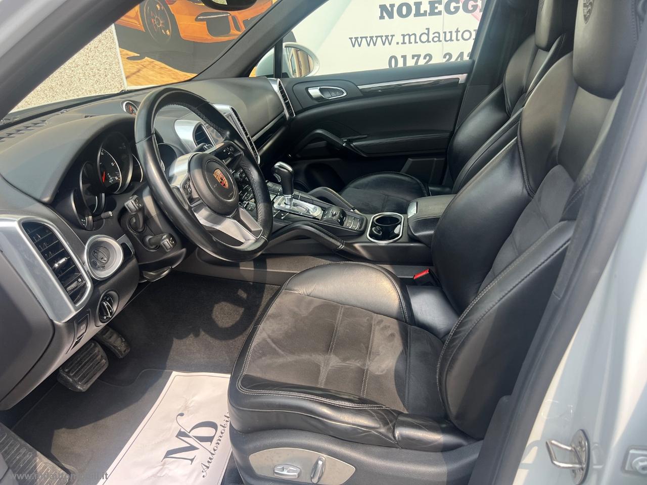 PORSCHE Cayenne 3.0 Diesel Platinum Edition CERCHI 21 LED