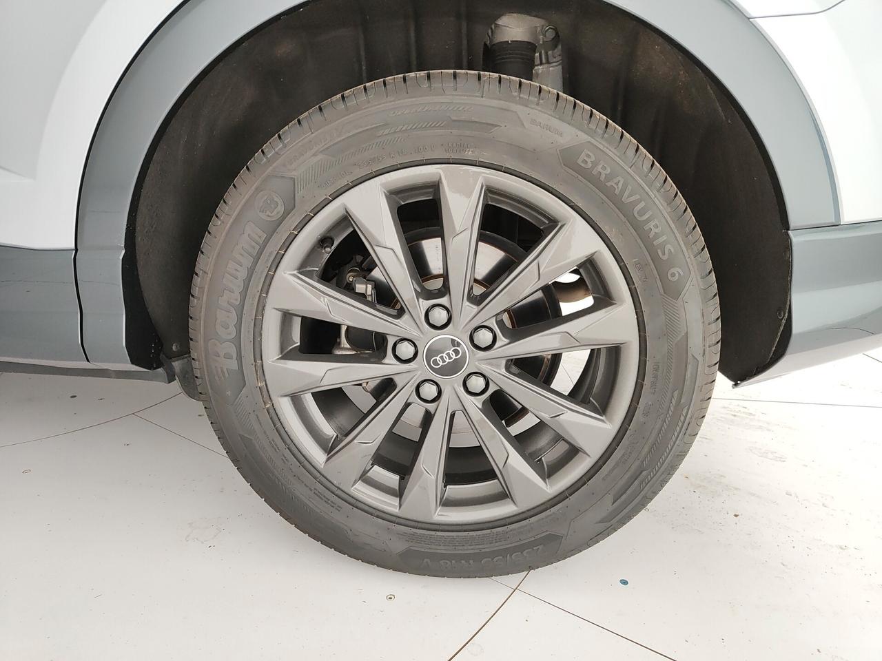 Audi Q3 35 TDI quattro S tronic Business Advanced