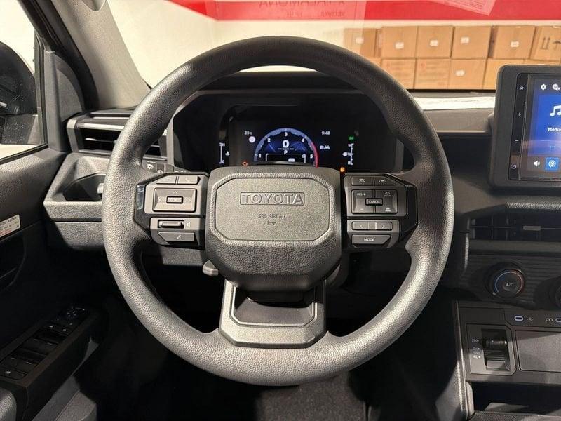 Toyota Hilux 2.8 DIESEL MILD HYBRID 48V 204 CV AUTOMATICO