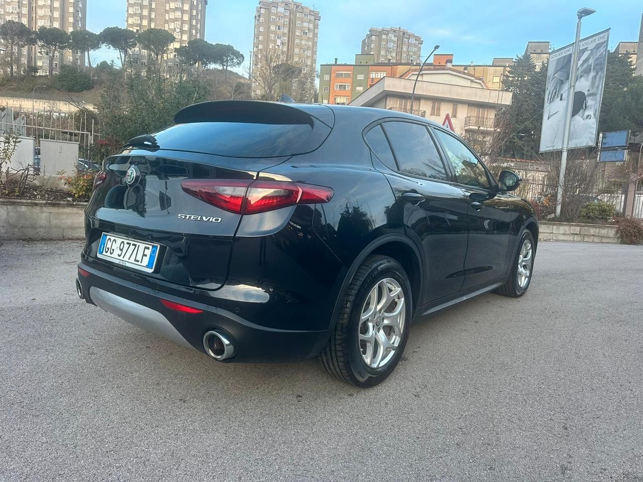 Alfa Romeo Stelvio 2.2 Turbodiesel 190 CV AT8 RWD Business