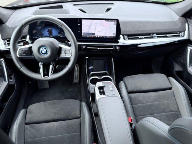 BMW X1 xDrive 25e Msport Pro NAVI - LED - HEAD UP - 19
