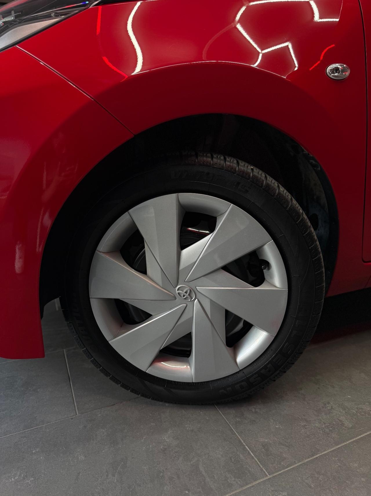 Toyota Aygo 1.0 VVT X-WAVE 2018 20000 KM