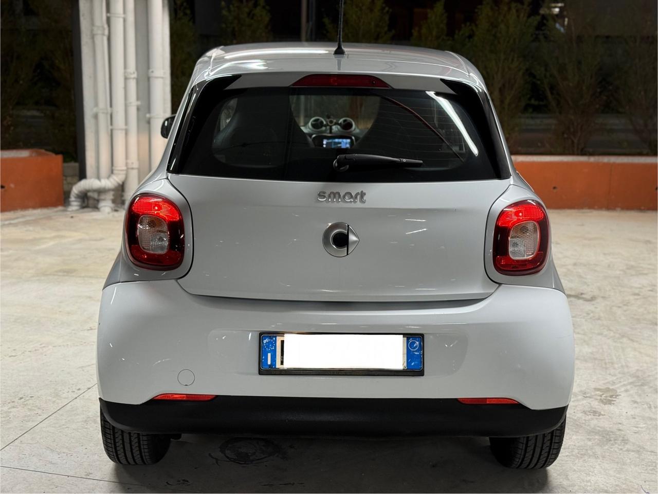 Smart ForFour 70 1.0 Youngster