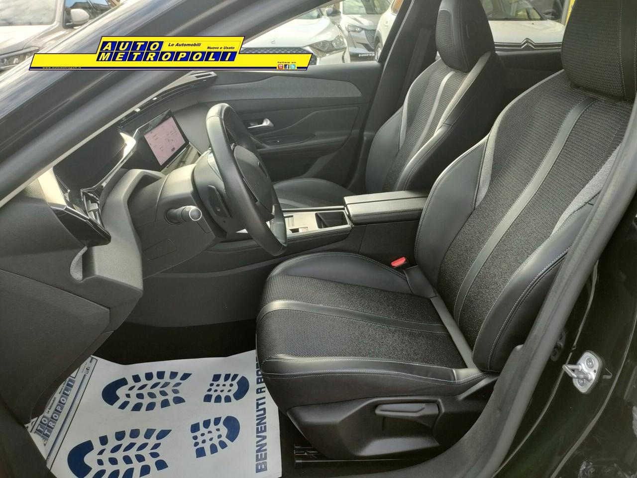 Peugeot 308 1.5 BlueHDi EAT8 Allure (Berlina)