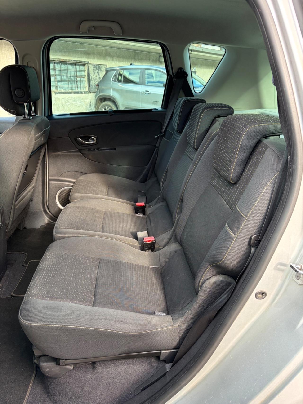 Renault Scenic X-Mod 1.9 dCi 130CV Luxe