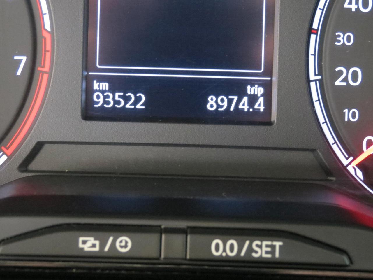 Volkswagen Polo 1.0 TGI 90 CV COMFORTLINE R-LINE