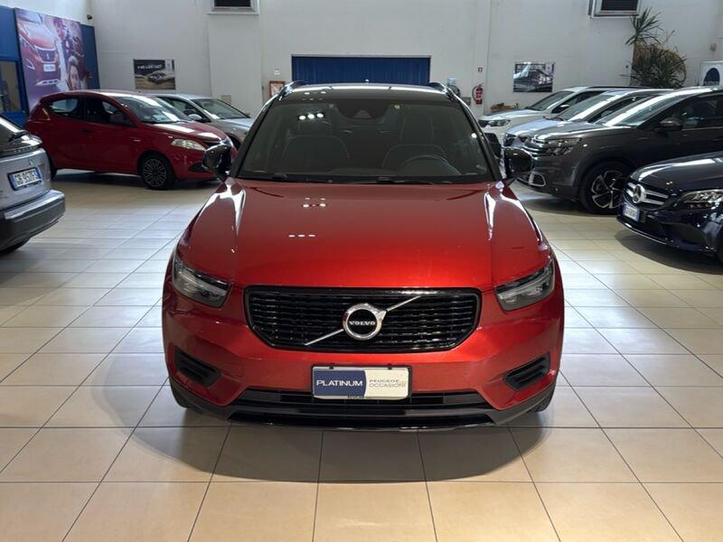 Volvo XC40 Recharge T4 Recharge Plug-in auto R-Design