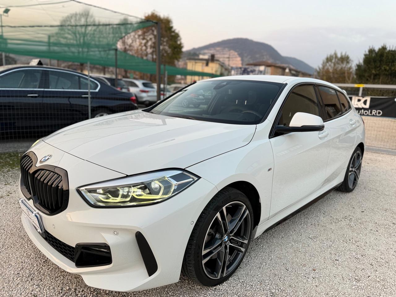Bmw 118 118d 5p. MSport Navi+Led+pelle Euro6d