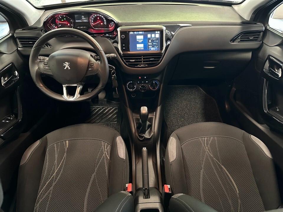 Peugeot 208 5p 1.4 hdi - Neopatentati