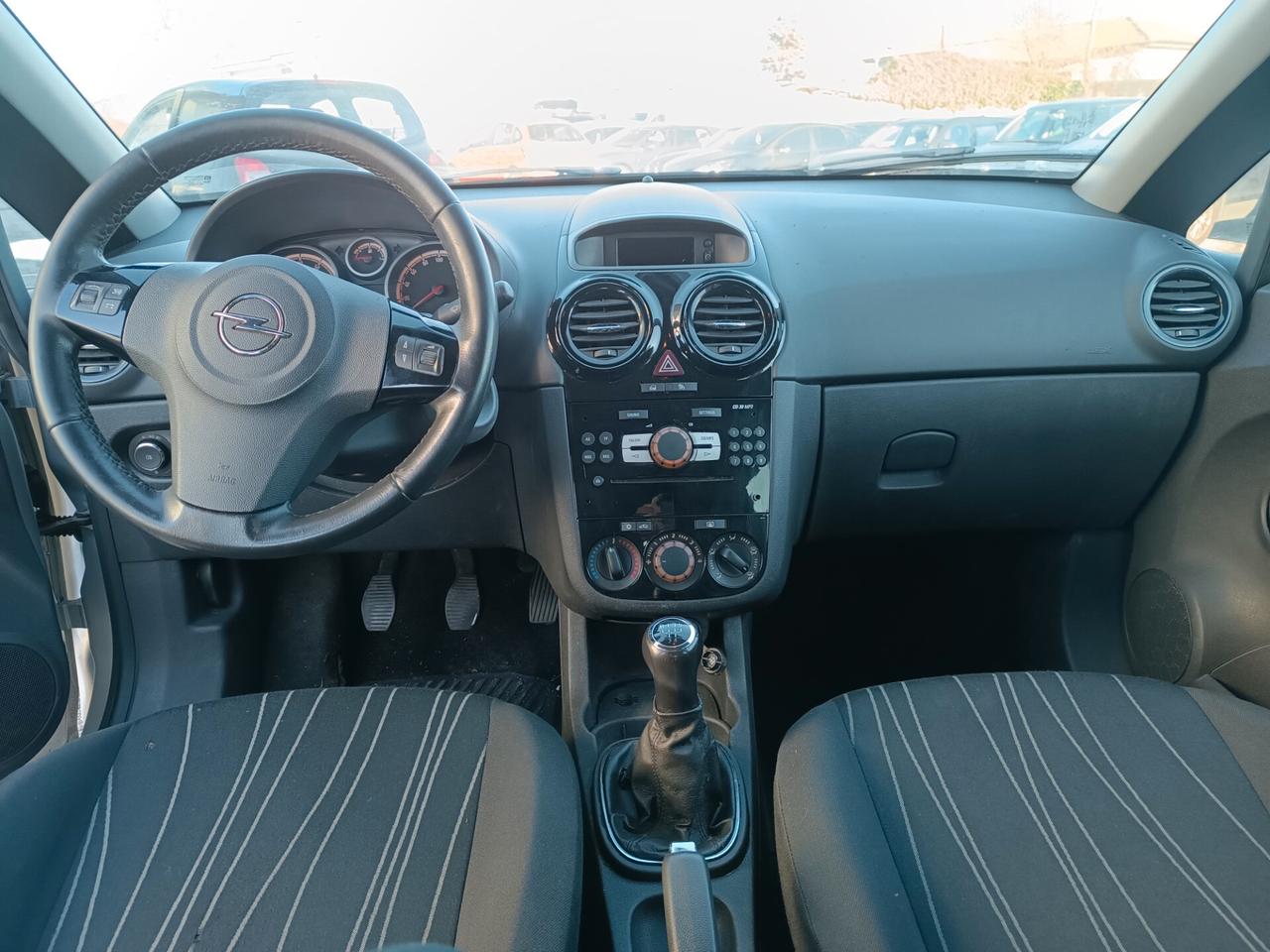 Opel Corsa 1.2 5 porte Enjoy