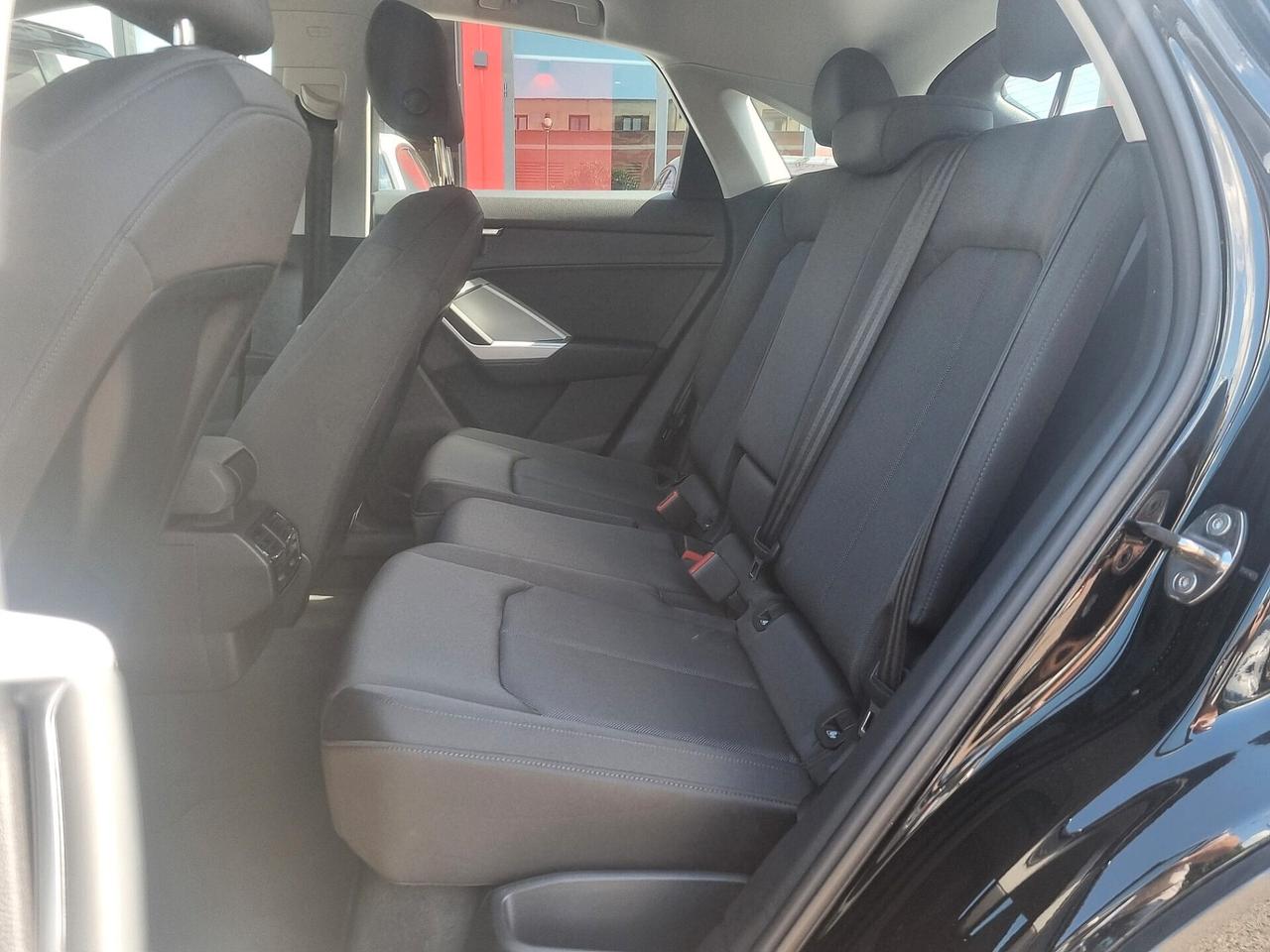 AUDI Q3 35 TFSI Business Advanced 150cv