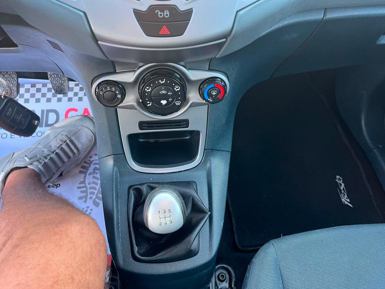 Ford Fiesta 1.2 5 porte Titanium 2010