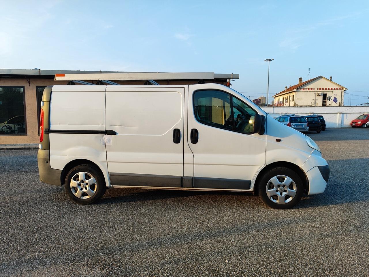 Opel Vivaro 2.0 cdti H1 L1 prezzo finale no IVA