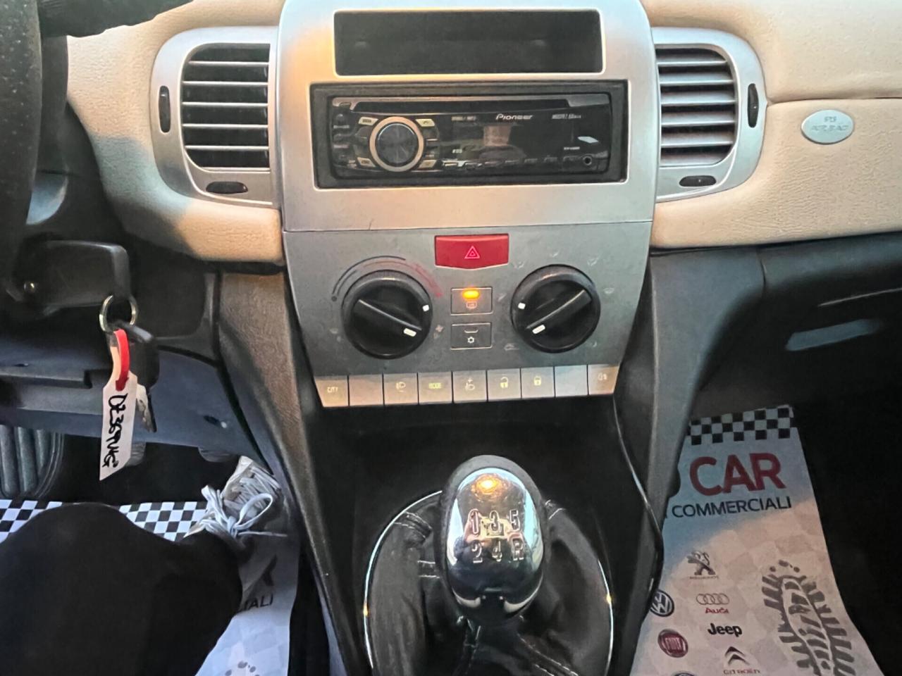 Lancia Ypsilon Platino Ecochic GPL - 2009