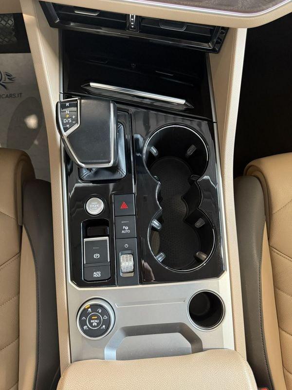 Volkswagen Touareg 3.0 V6 TDI SCR Atmosphere