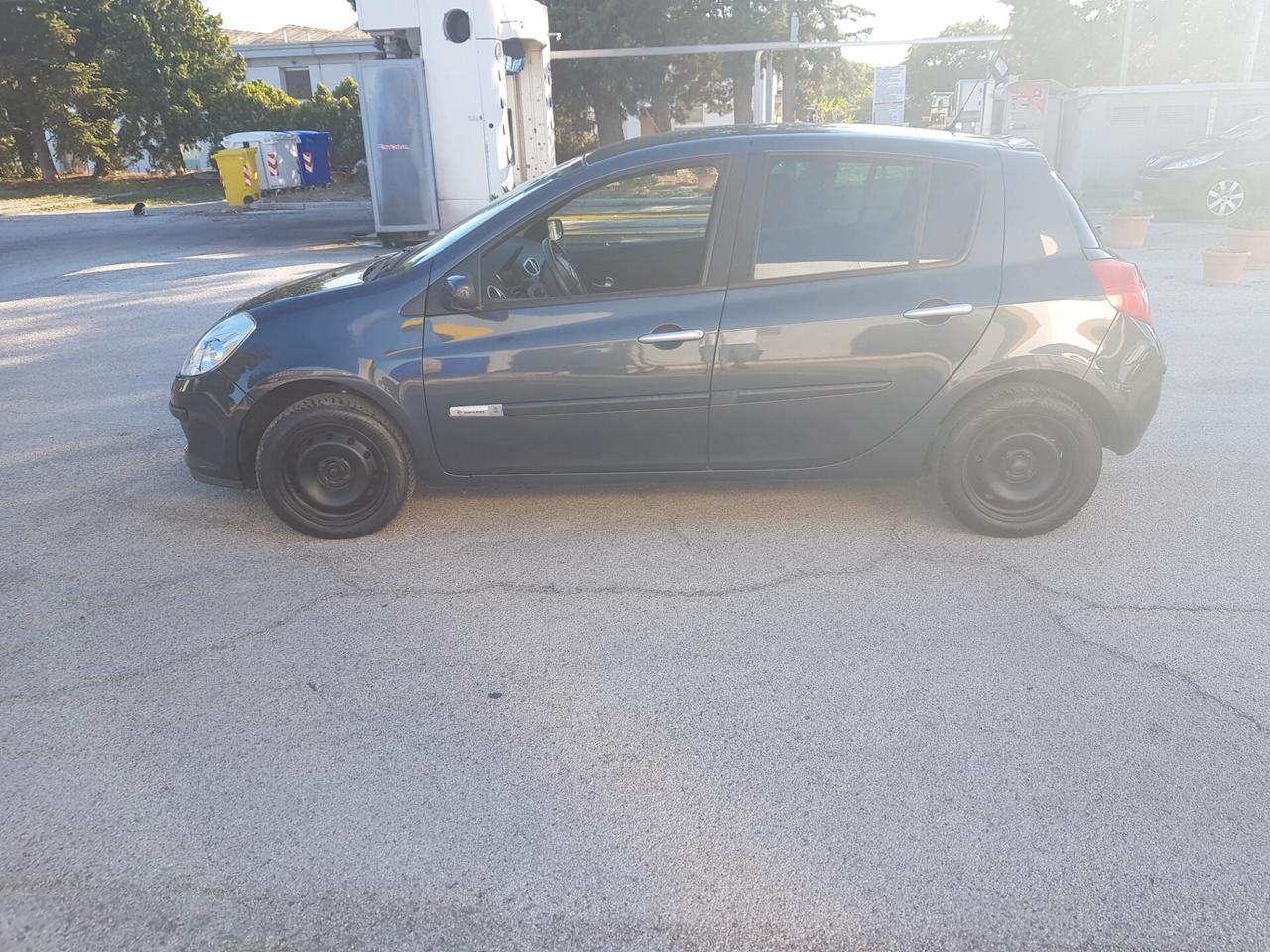 Renault Clio Storia 1.2 5 porte anno 2008