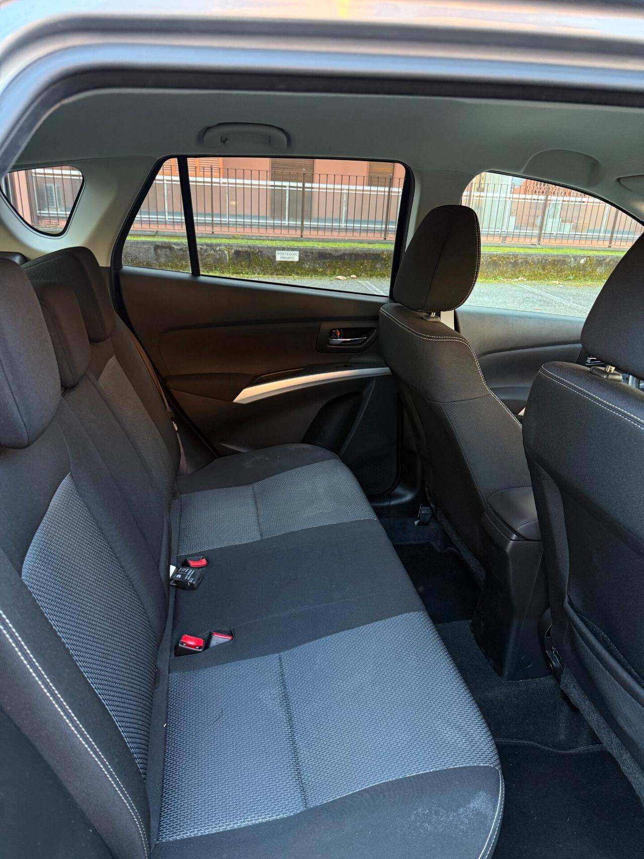 Suzuki S-Cross 1.6 VVT Cool