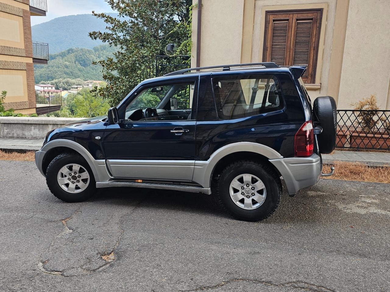 Mitsubishi Pajero 3.2 16V DI-D 3p. GLS1