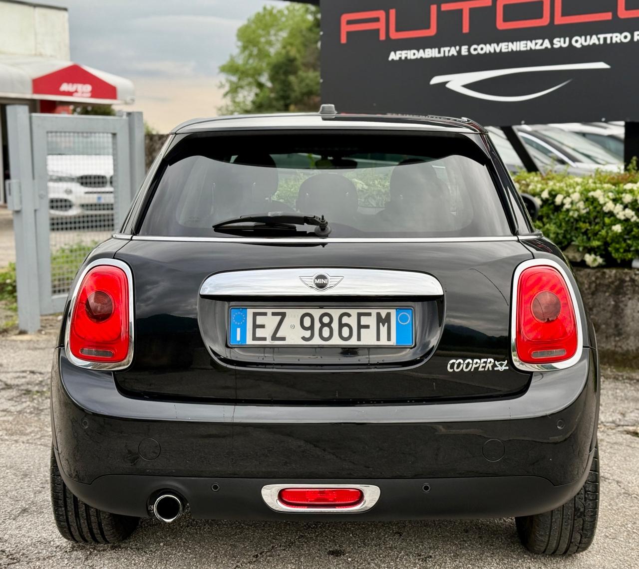 MINI Cooper 1.5BENZINA / AUTOMATICO 5PT 147.000