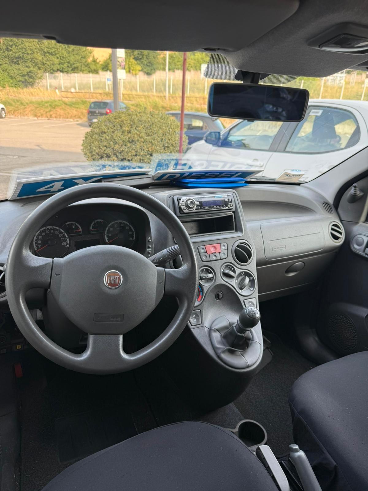 Fiat Panda 1.3 MJT 16V DPF 4x4 Climbing