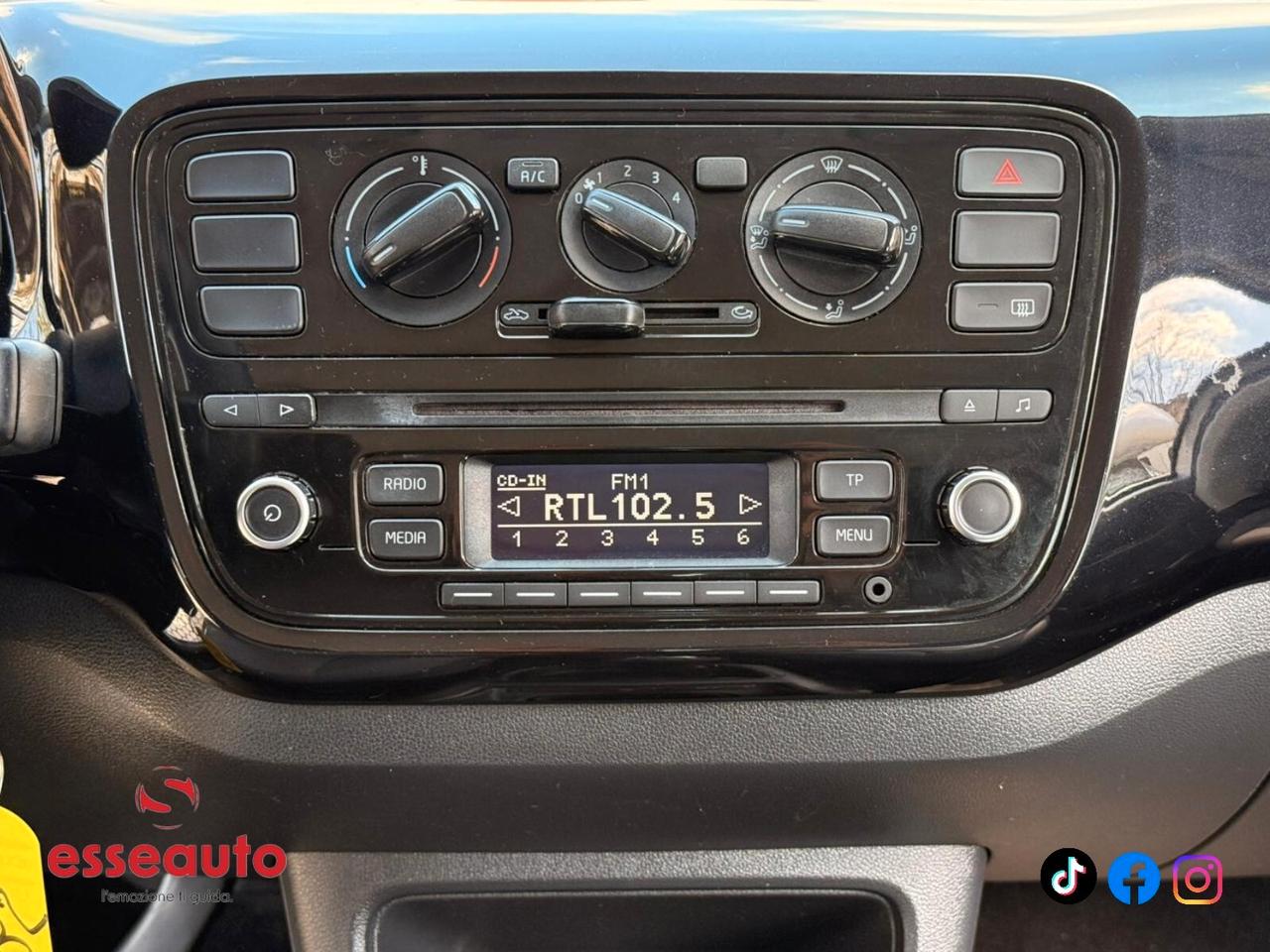 Volkswagen up! 1.0 75 CV 5p. high