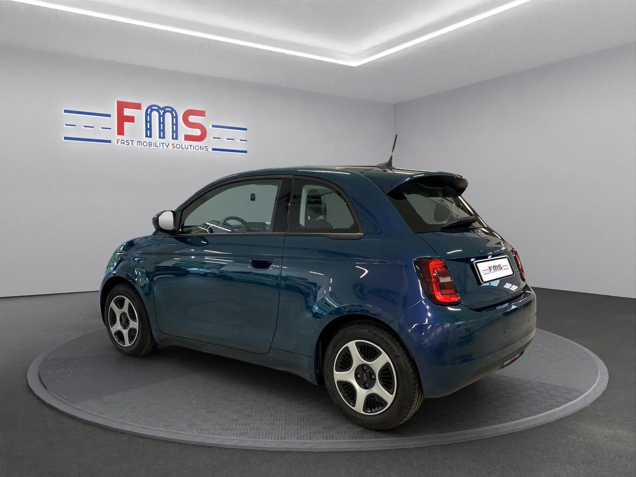 Fiat 500e 42 kWh Passion