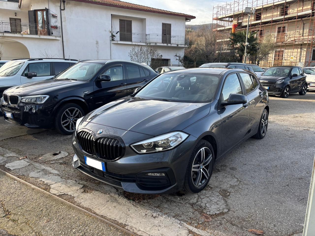 Bmw 116 116d 5p. Business Advantage