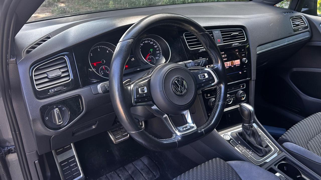 Volkswagen Golf R-Line 1.6 TDI 115CV DSG 5p. Business BlueMotion Technology