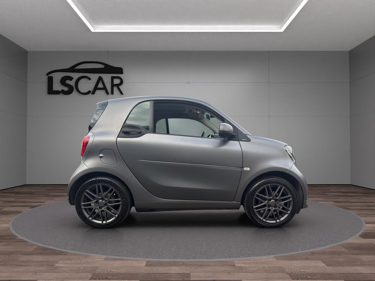 smart forTwo Allestimento BRABUS - Unipro - Promo Finanziamento - Tetto panoramico - LED - Schermo