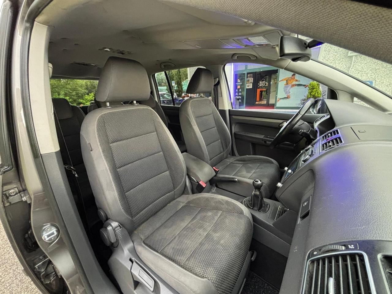 Volkswagen Touran 1.6 TDI Trendline 7POSTI