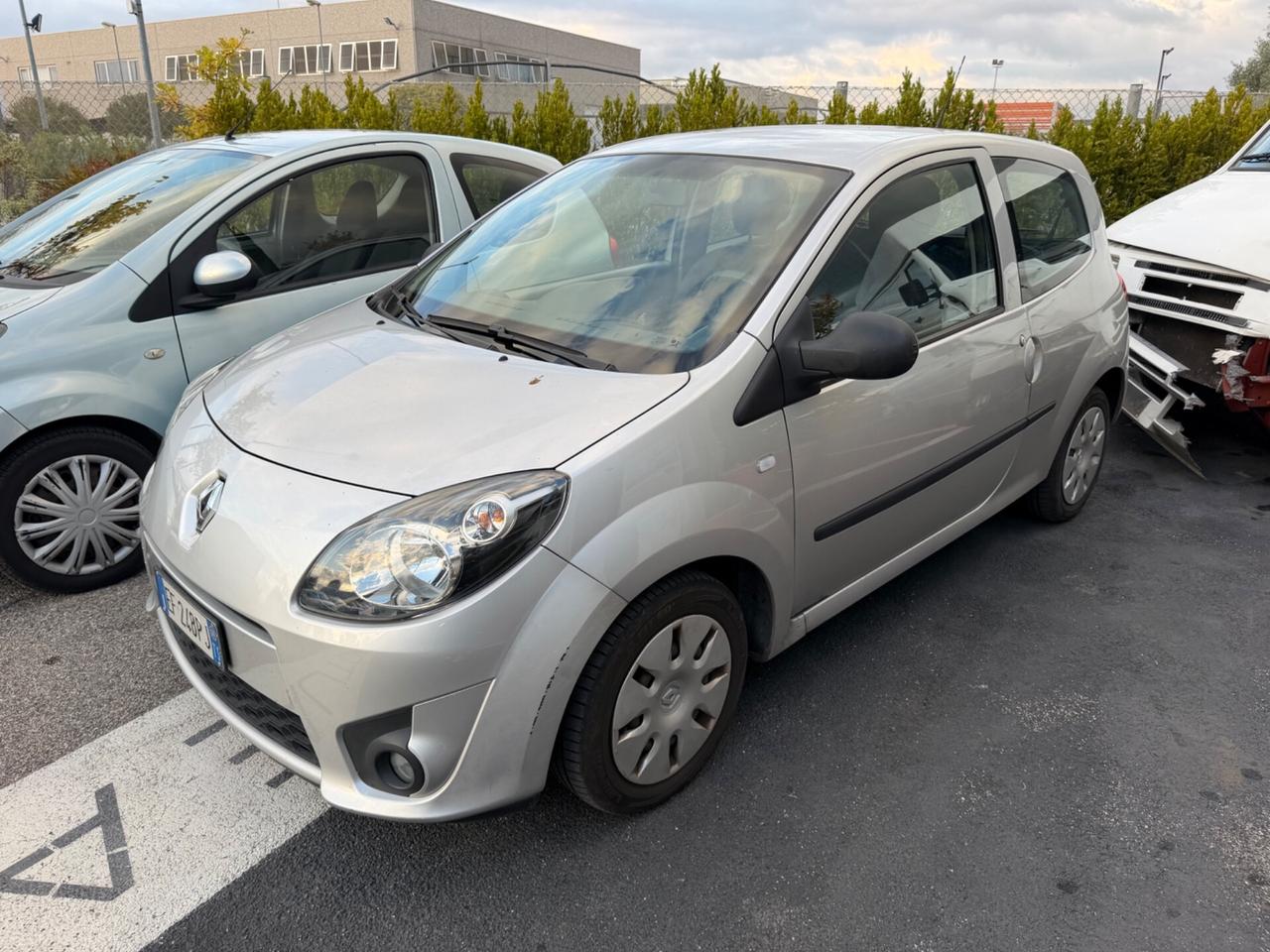 Renault Twingo 1.2 PREZZO 2800€