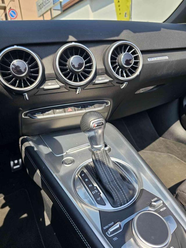 AUDI TT Roadster 2.0 TFSI quattro S tronic S line