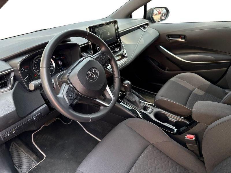 Toyota Corolla Corolla 1.8h Active cvt