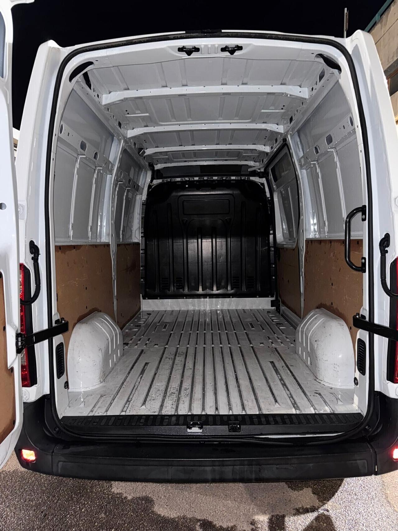 Renault MASTER III Furgone/100kw/136cv T33 2.3 dCi .