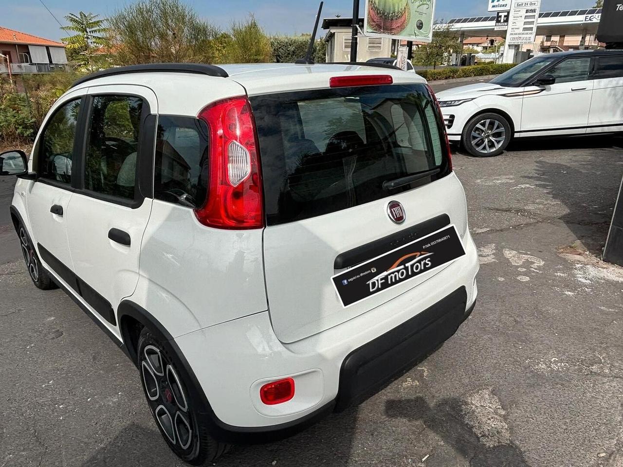 Fiat Panda 1.0 FireFly S&S Hybrid Red