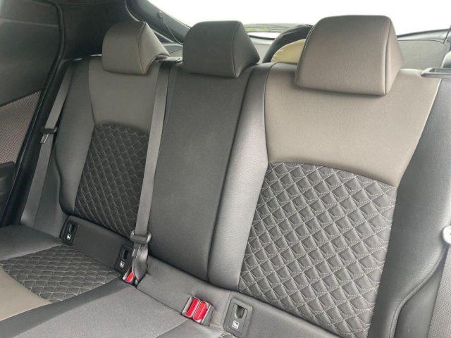 TOYOTA C-HR 1.8 Hybrid E-CVT Lounge
